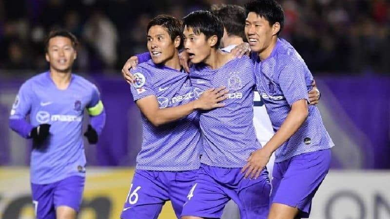 Soi kèo Sanfrecce Hiroshima vs Yokohama Marinos vào 17h00 ngày 3/8 - Cúp Nhật Bản 5 Bắt kèo châu Á trận Sanfrecce Hiroshima vs Yokohama Marinos